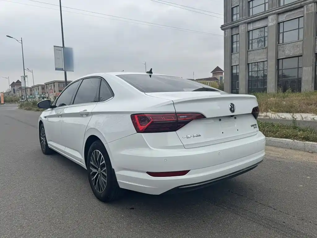 Volkswagen Sagitar — миниатюра 5