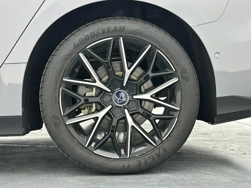 BYD Han — миниатюра 25