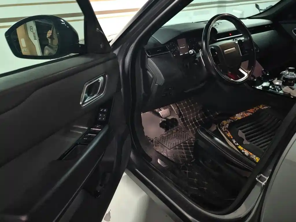 Land Rover Velar — миниатюра 12