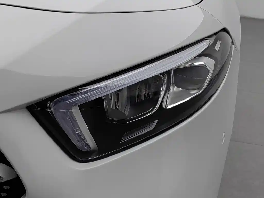 Mercedes-Benz A-Class — миниатюра 7