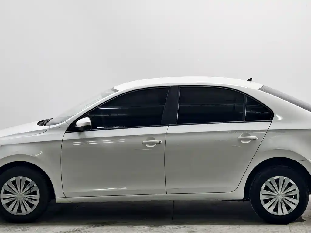 Volkswagen Santana — миниатюра 7