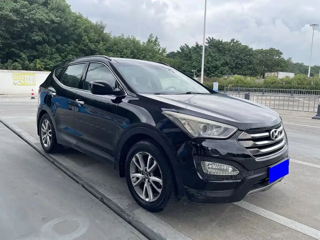 Hyundai Santa Fe — миниатюра 3