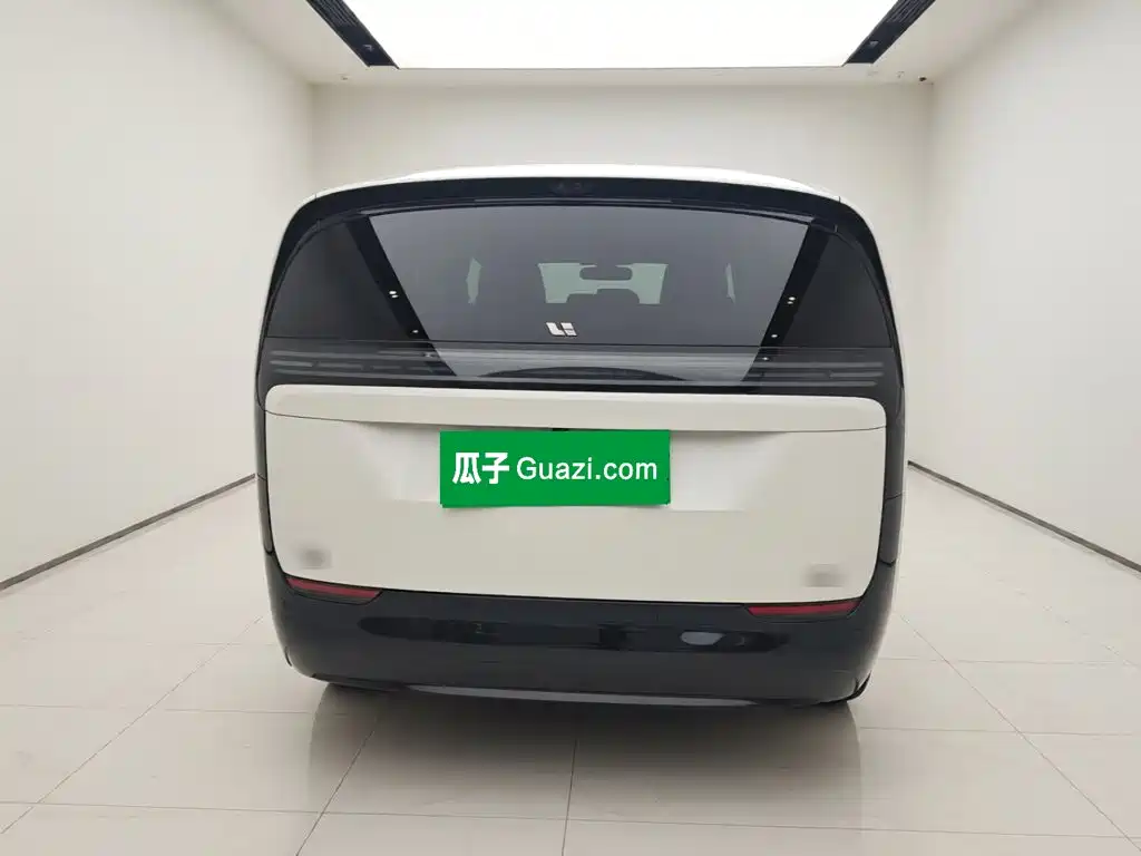 Li Auto Li MEGA — миниатюра 3