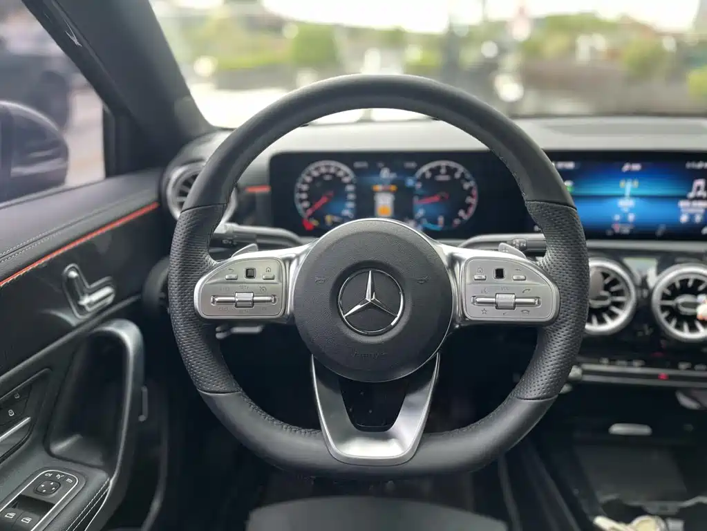 Mercedes-Benz A-Class — миниатюра 14