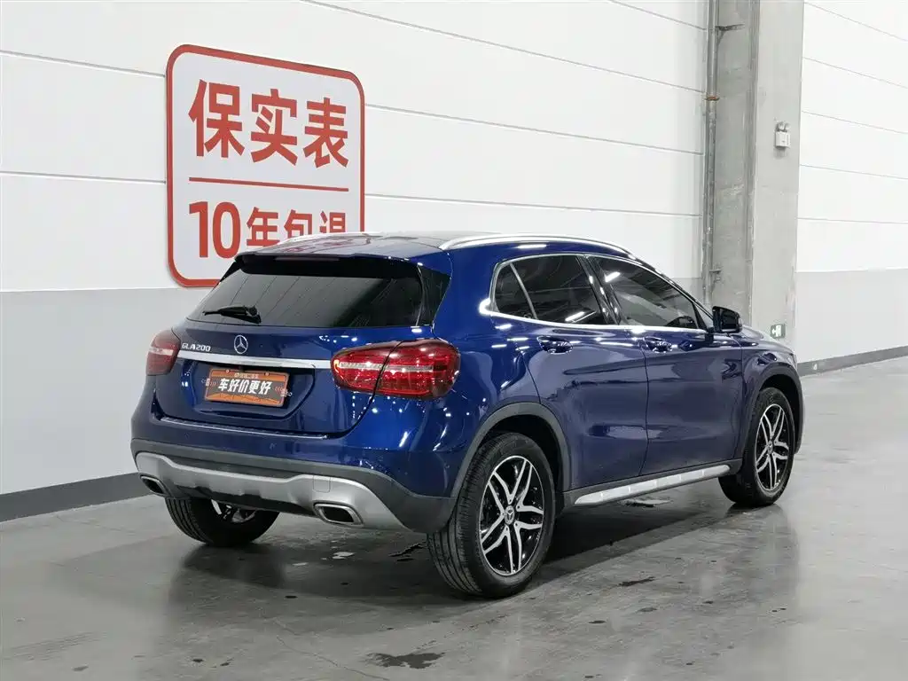 Mercedes-Benz GLA 2017 GLA 200 Fashion