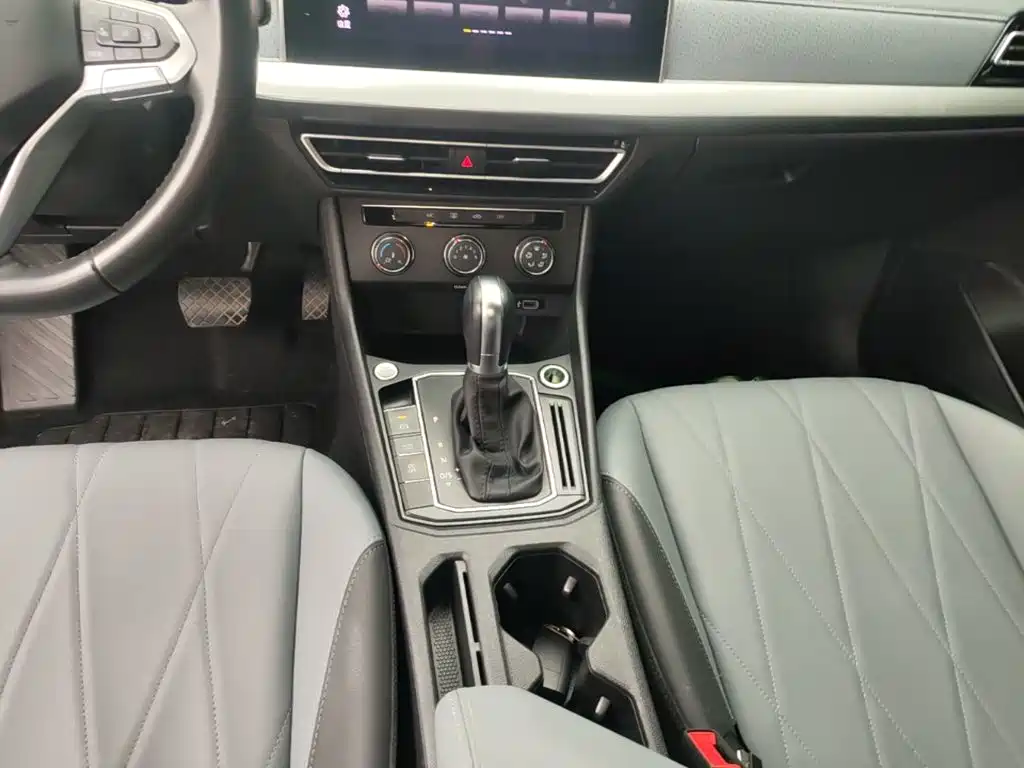 Volkswagen Lavida — миниатюра 14