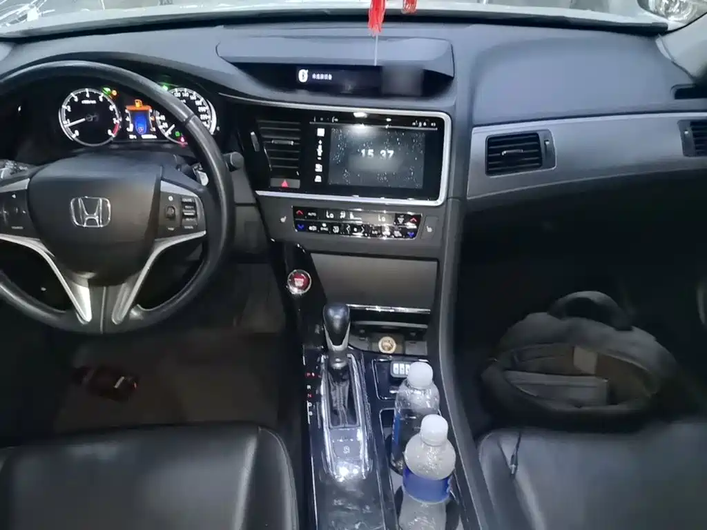 Honda Spirior — миниатюра 10