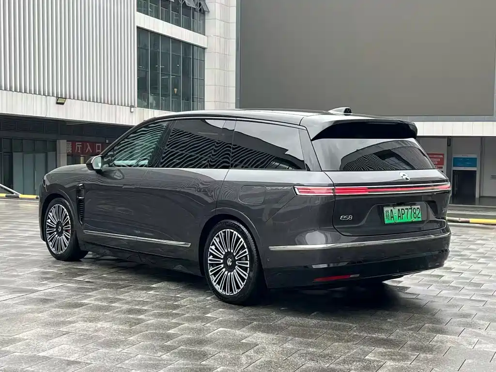 NIO ES8 — миниатюра 8