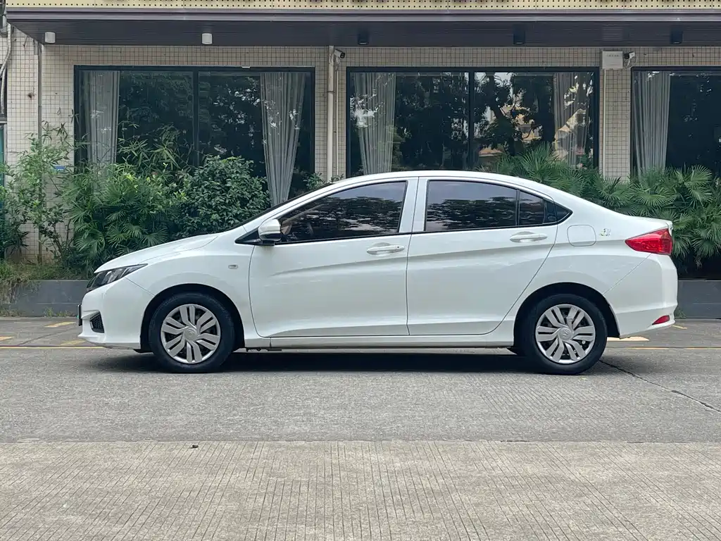 Honda City — миниатюра 8