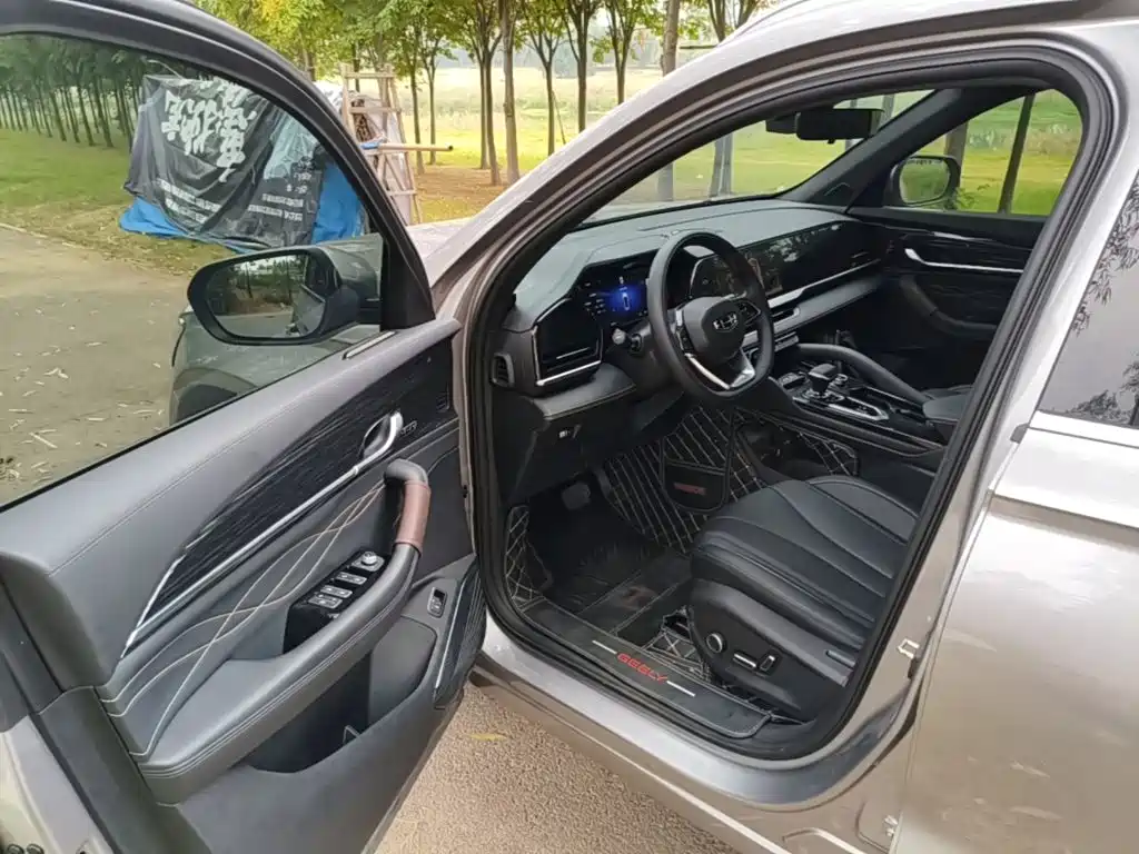 Geely Xingyue L — миниатюра 16