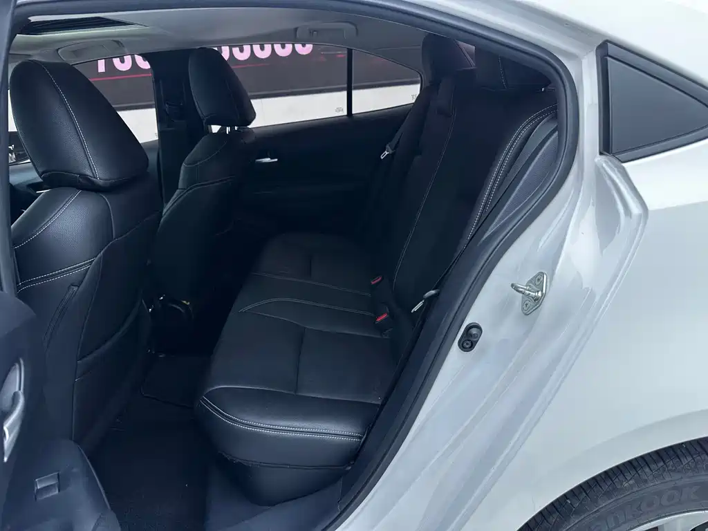 Toyota Corolla — миниатюра 5