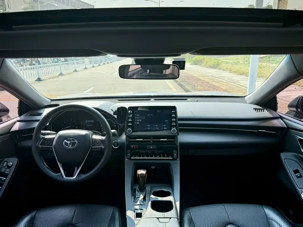 Toyota Avalon — миниатюра 14