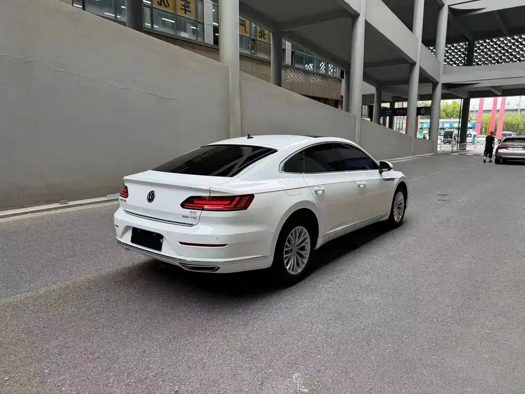 Volkswagen CC — миниатюра 6