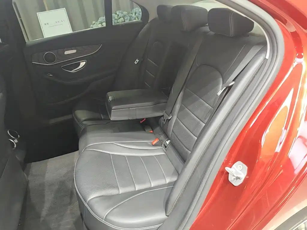Mercedes-Benz C-Class — миниатюра 17