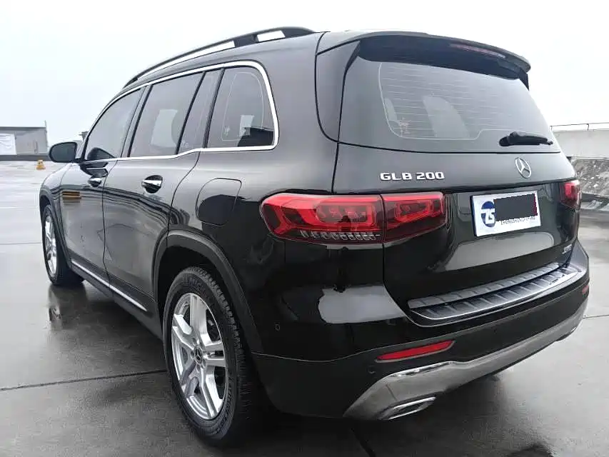 Mercedes-Benz GLB — миниатюра 3