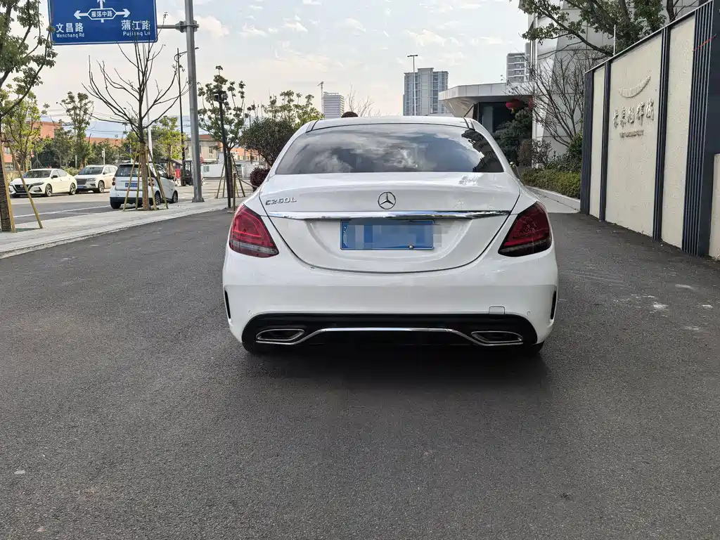 MERCEDES-BENZ C CLASS