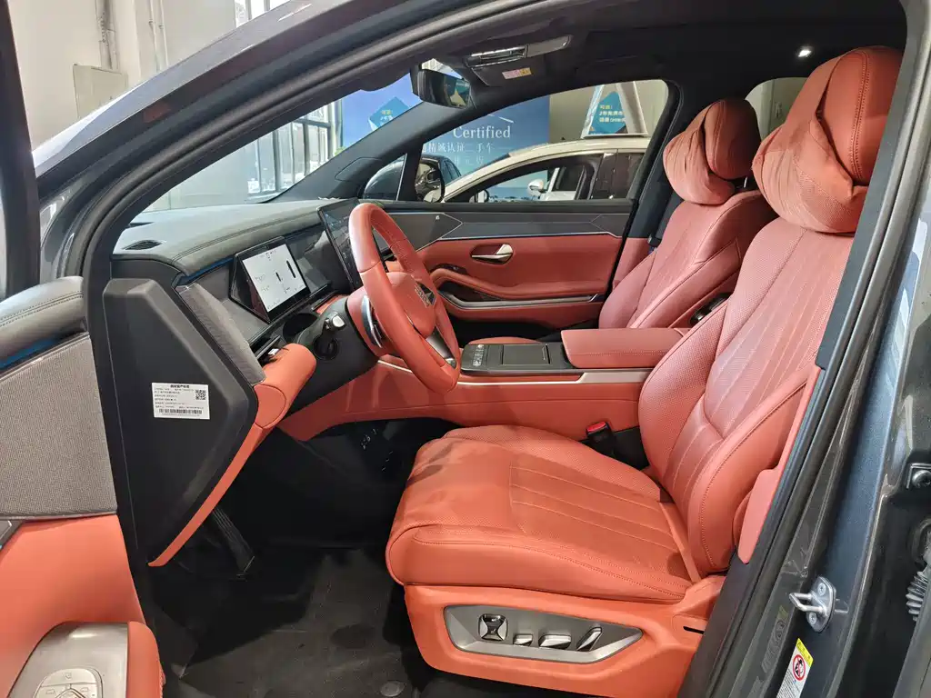 BYD Tang L — миниатюра 11