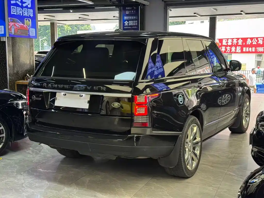 Land Rover Range Rover — миниатюра 13