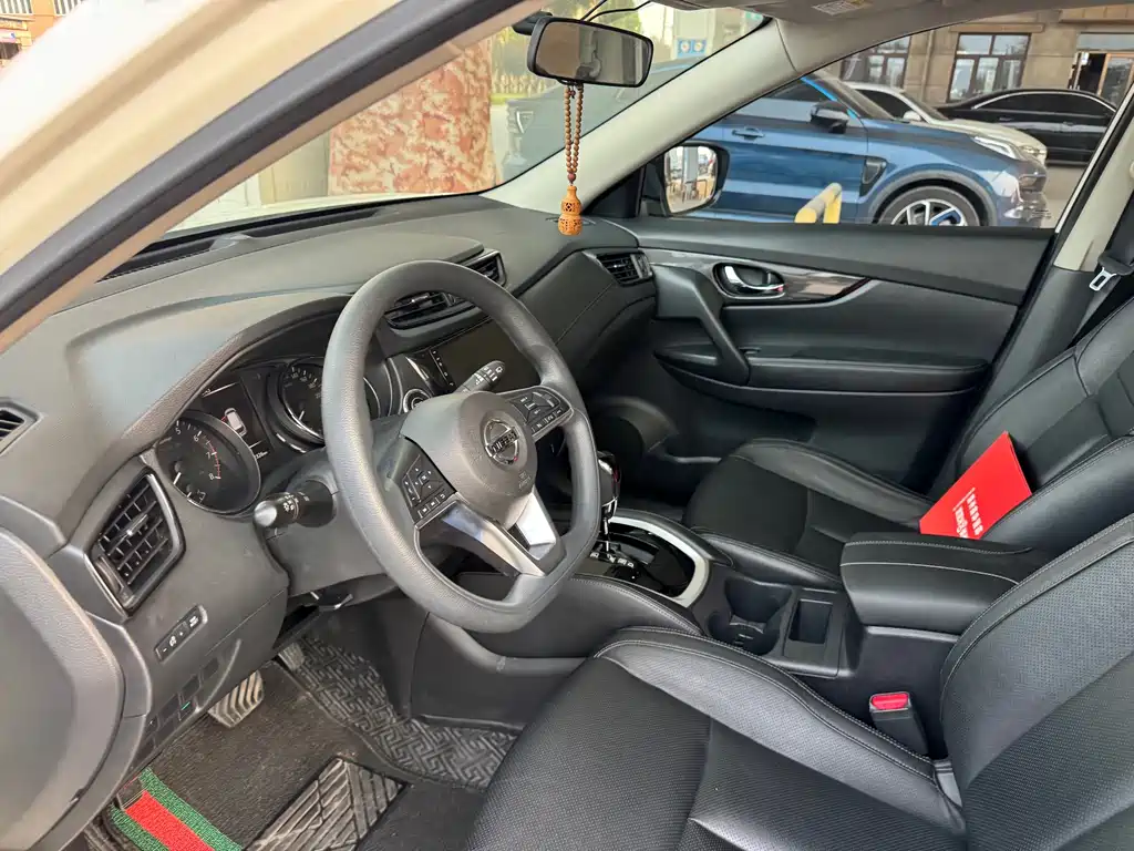 Nissan X-Trail — миниатюра 5