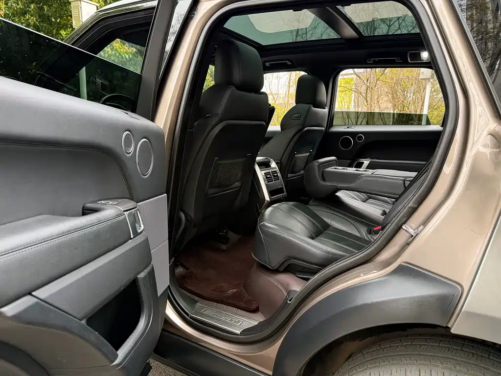 Land Rover Range Rover Sport 2017 3.0 SC V6 SE