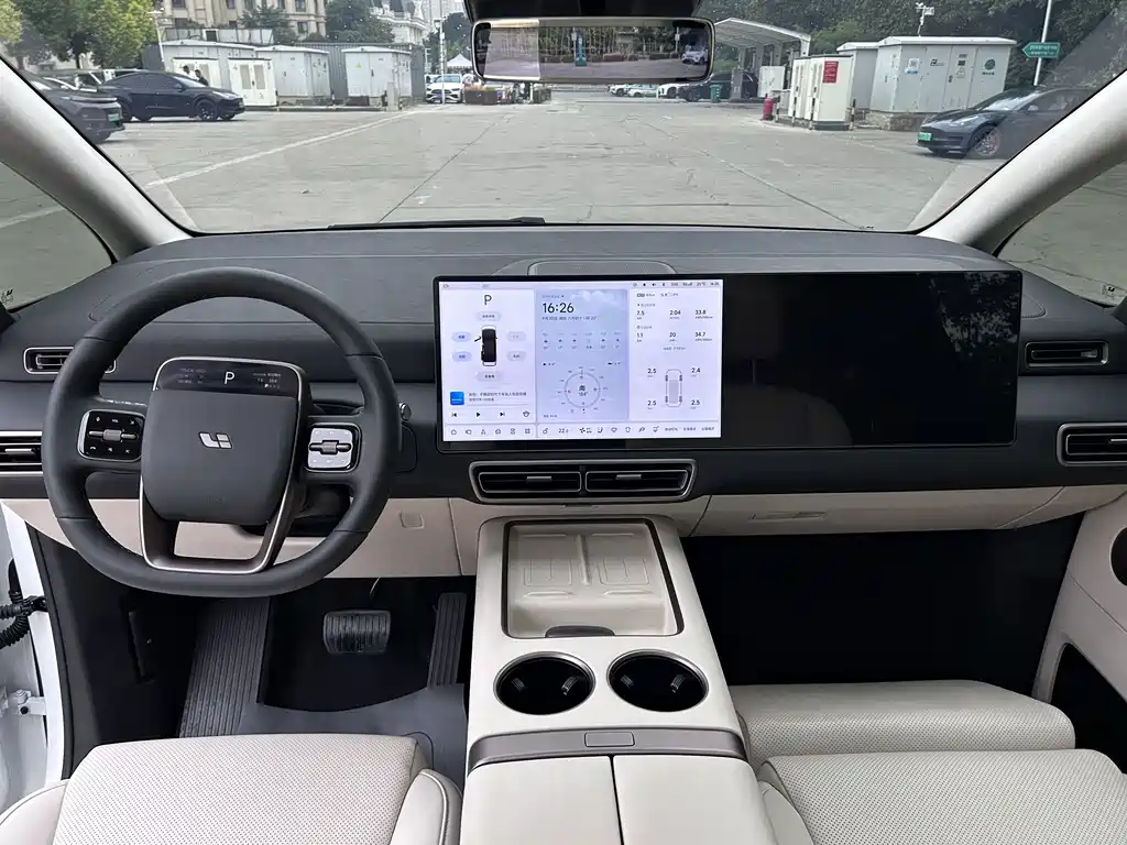 Li Auto Li MEGA — миниатюра 17
