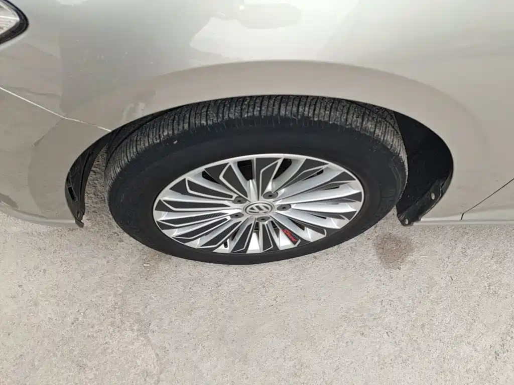 Volkswagen Lavida — миниатюра 23