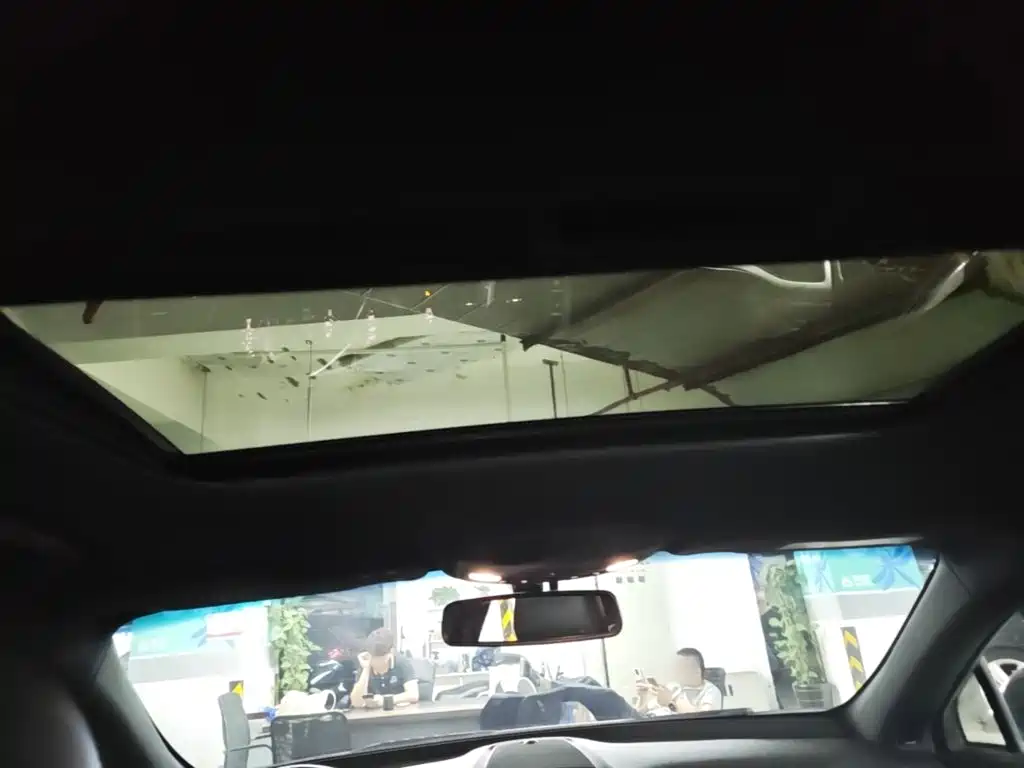 Lincoln MKZ — миниатюра 18