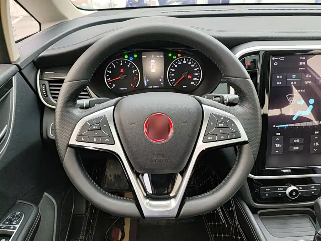 BYD MAX — миниатюра 11