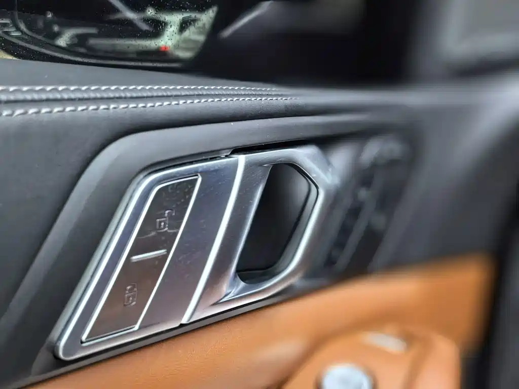 BMW X7 — миниатюра 21