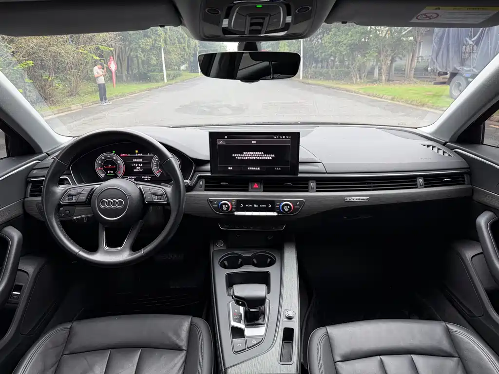 Audi A4 (Import) — миниатюра 13