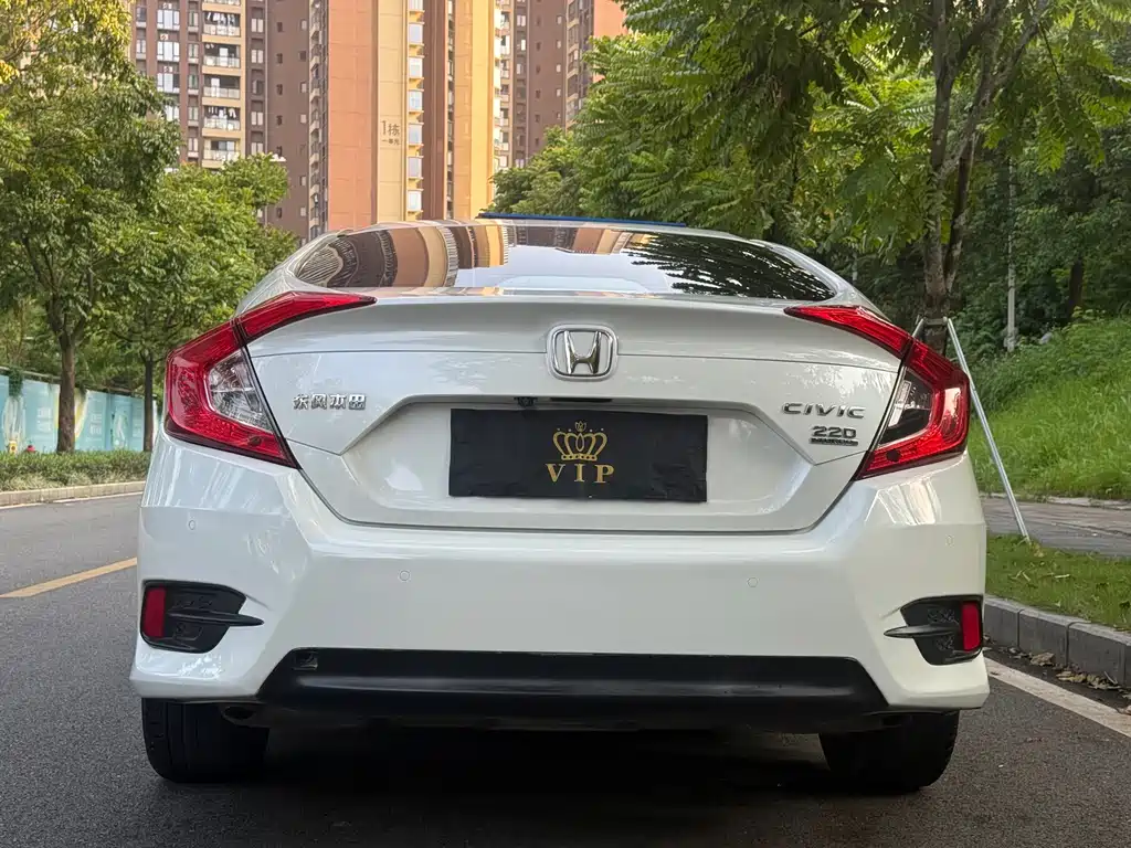 Honda Civic — миниатюра 5
