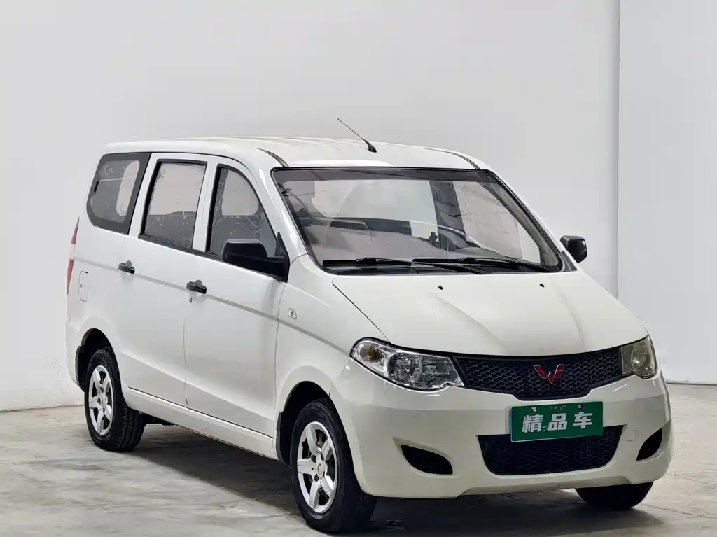 Wuling Hongguang — миниатюра 3
