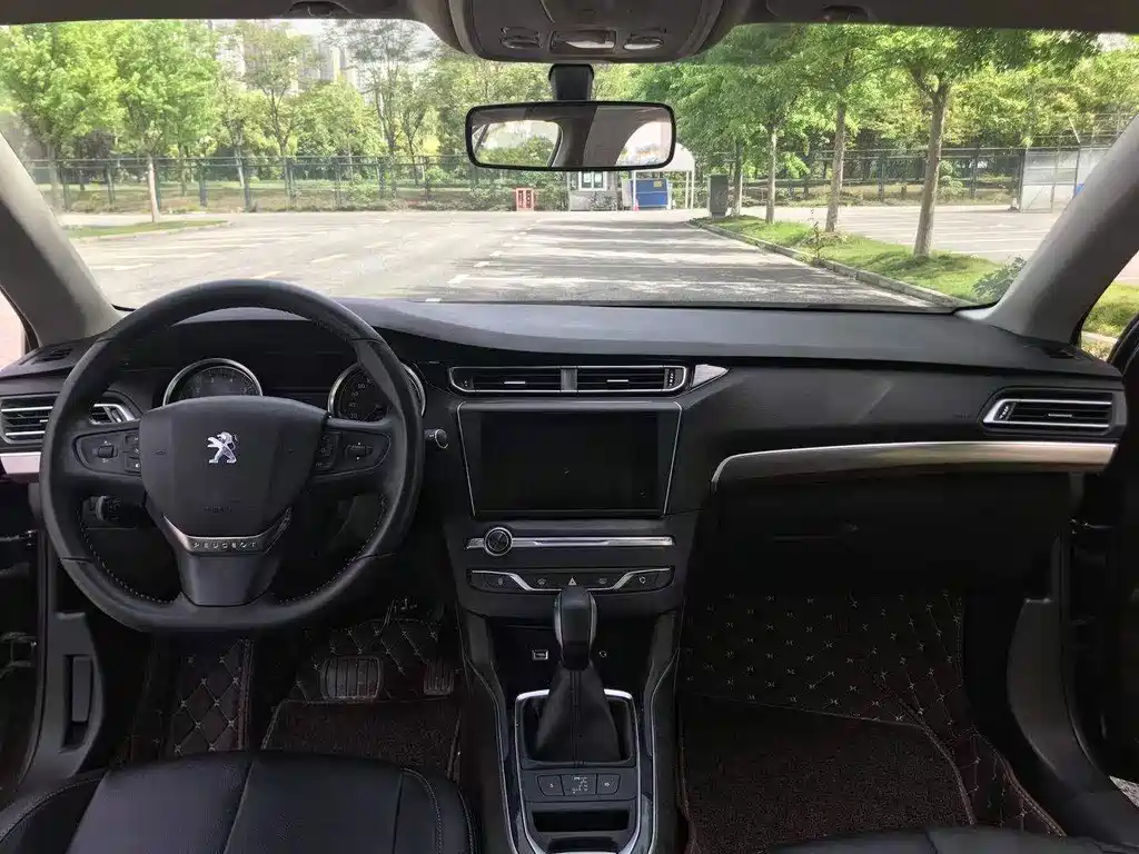 Peugeot 408 — миниатюра 5