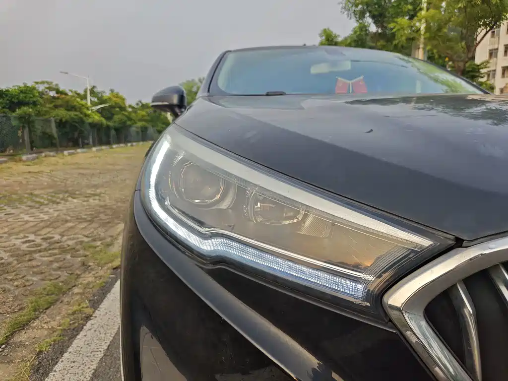 Hongqi Hongqi H5 — миниатюра 9
