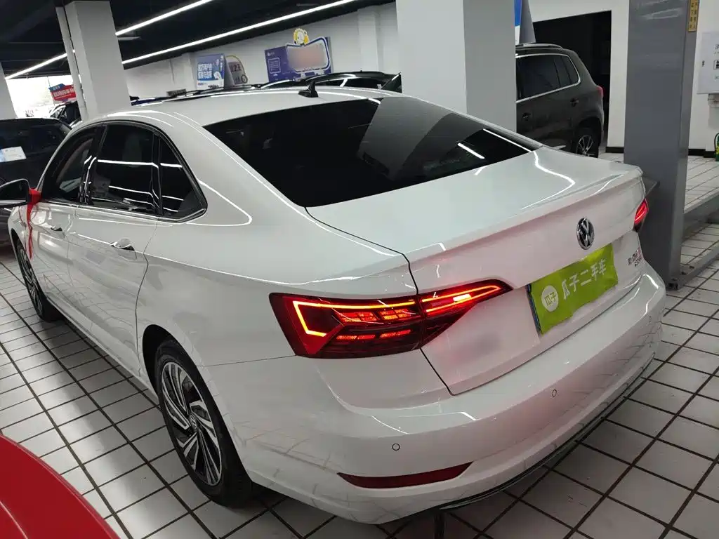 Volkswagen Sagitar — миниатюра 5