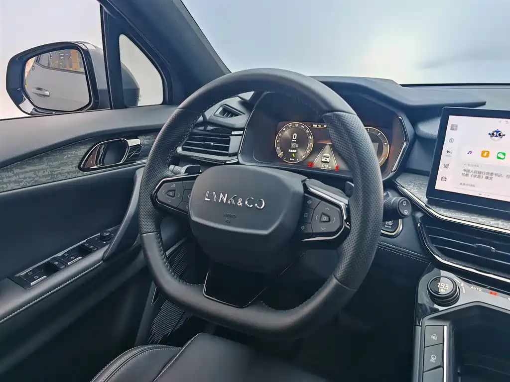 Lynk & Co 06 — миниатюра 16