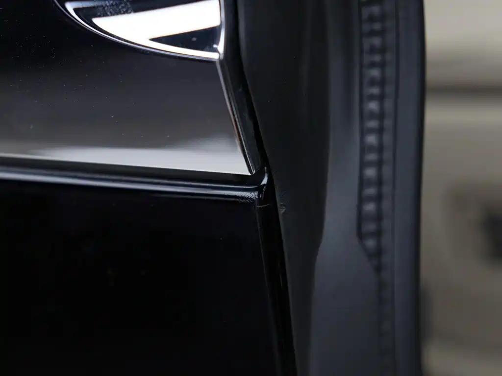 Toyota Alphard — миниатюра 12