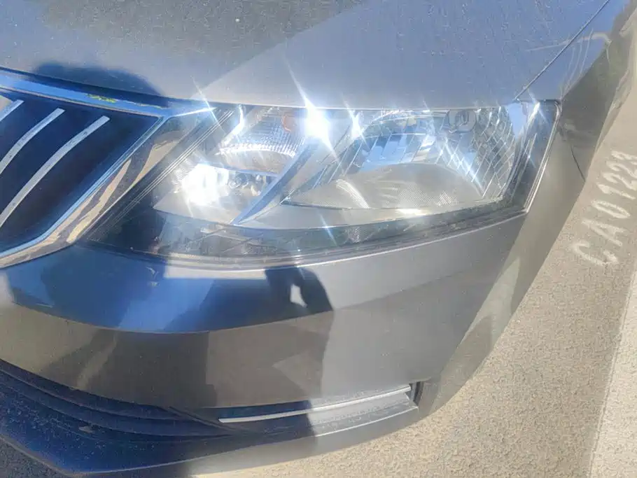 Skoda Rapid — миниатюра 5