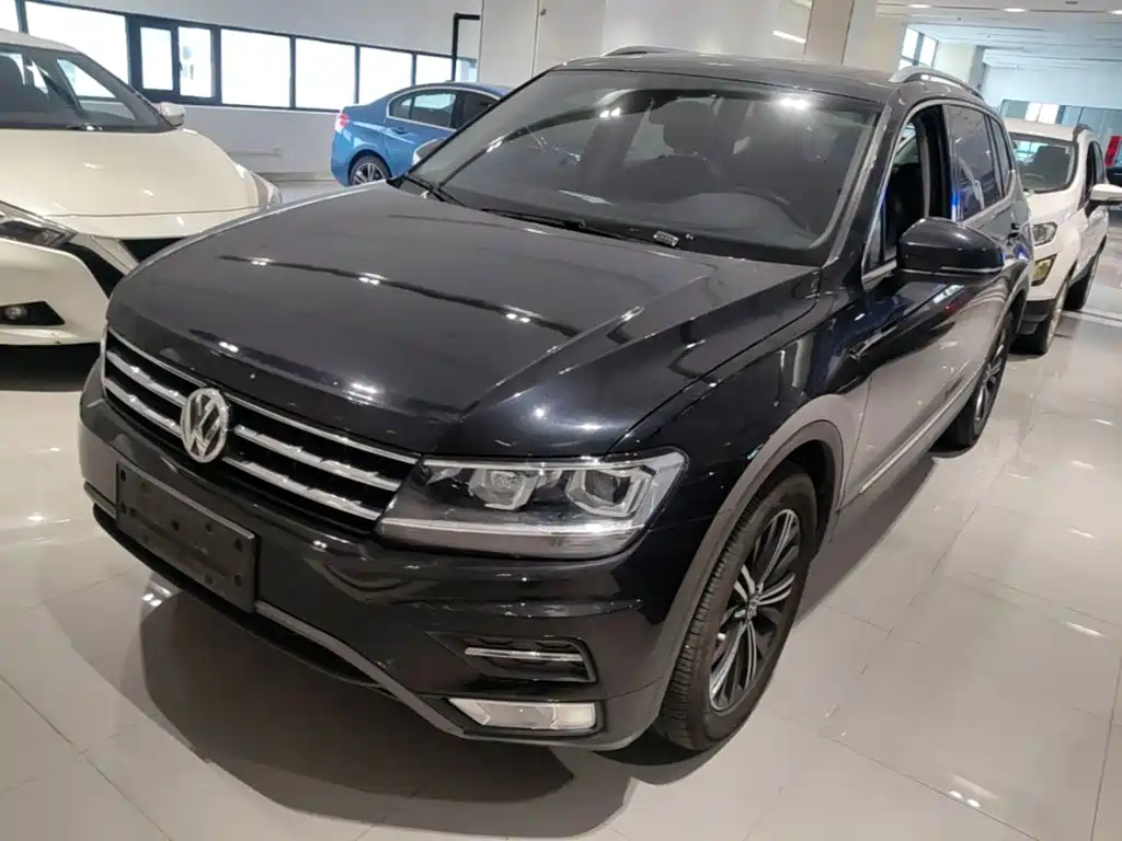 Volkswagen Tiguan L — миниатюра 2