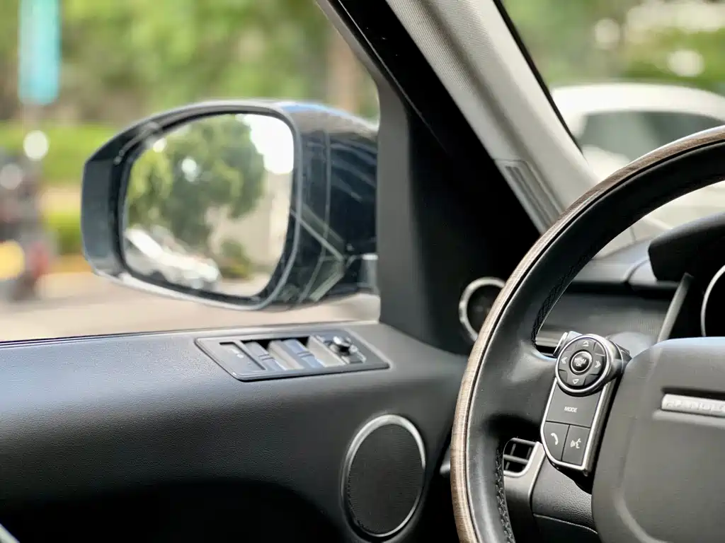 Land Rover Sport — миниатюра 9