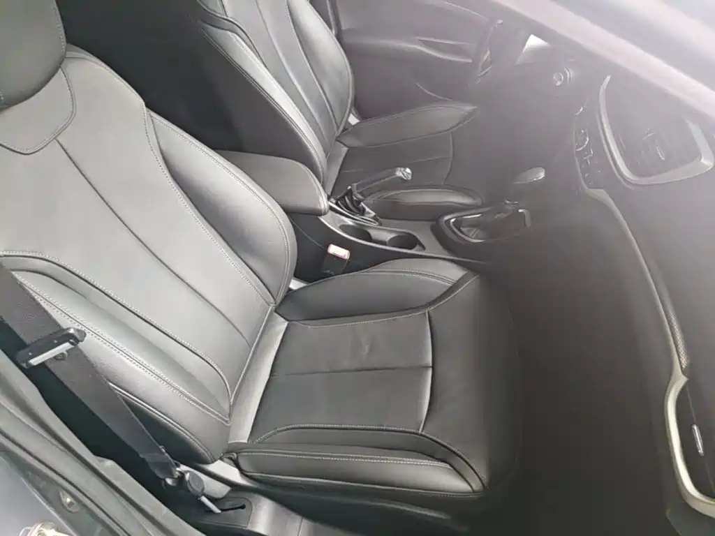 Buick Excelle — миниатюра 25