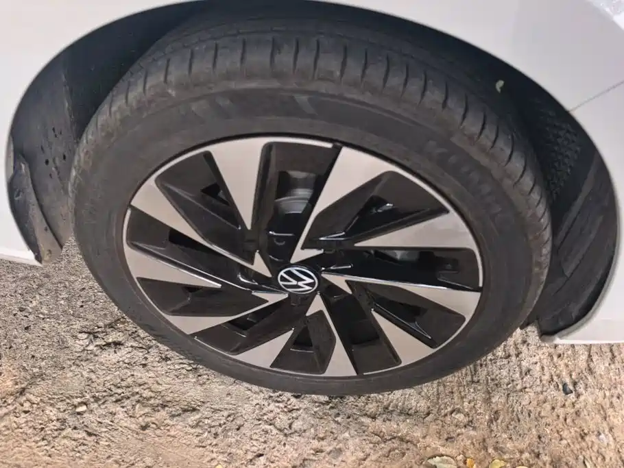 Volkswagen Sagitar — миниатюра 6