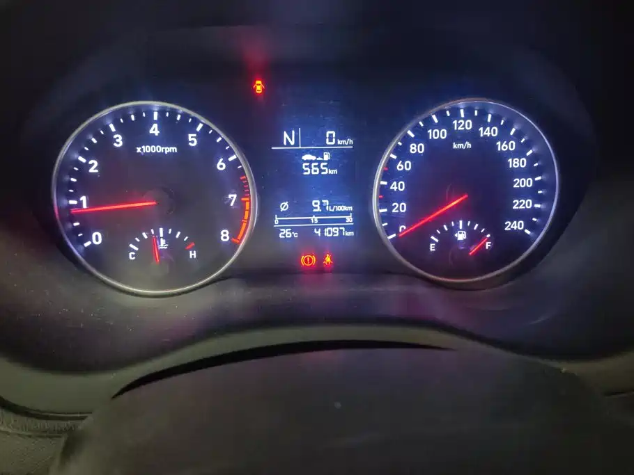 Hyundai Elantra — миниатюра 14
