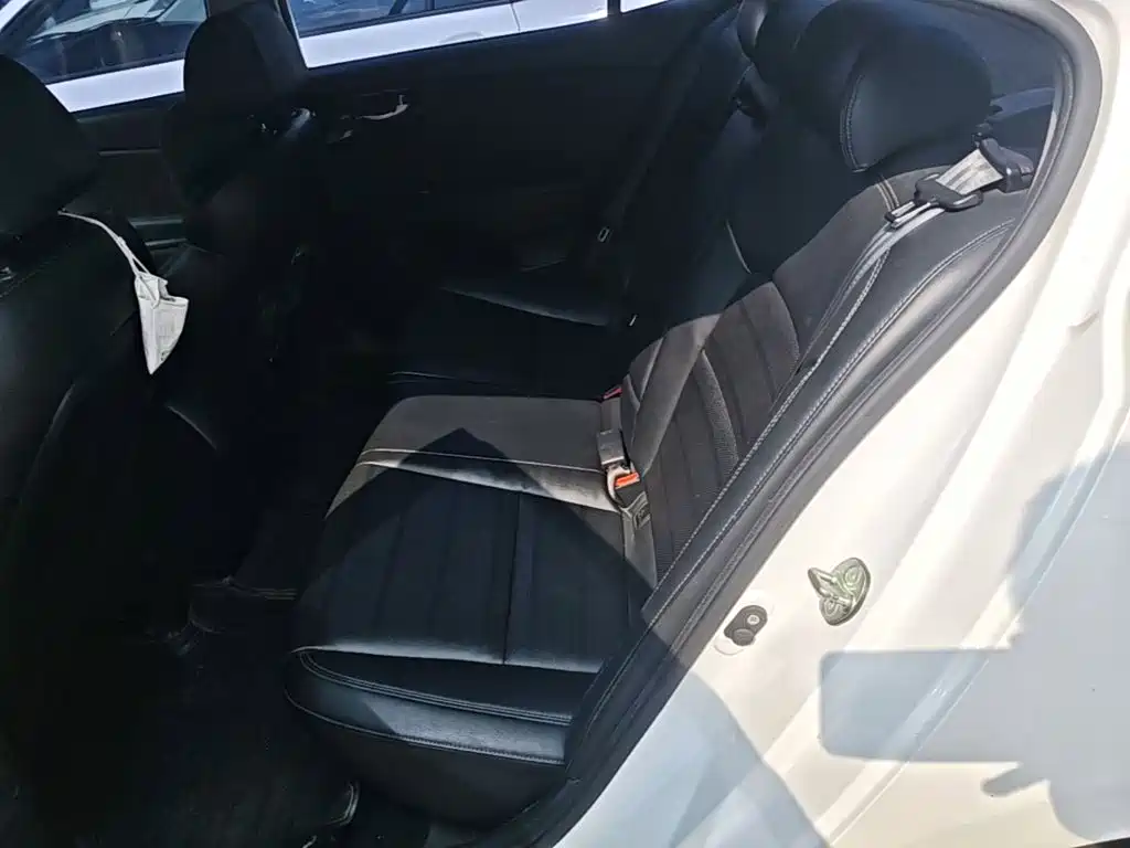 Kia K4 — миниатюра 17