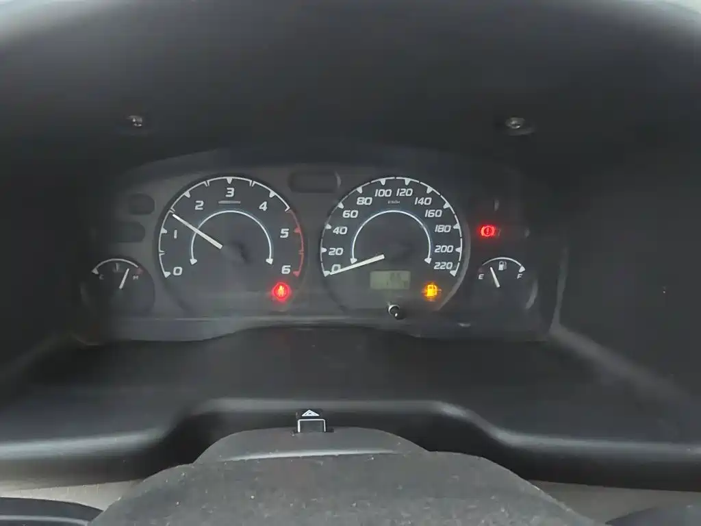 JMC Tesla — миниатюра 8