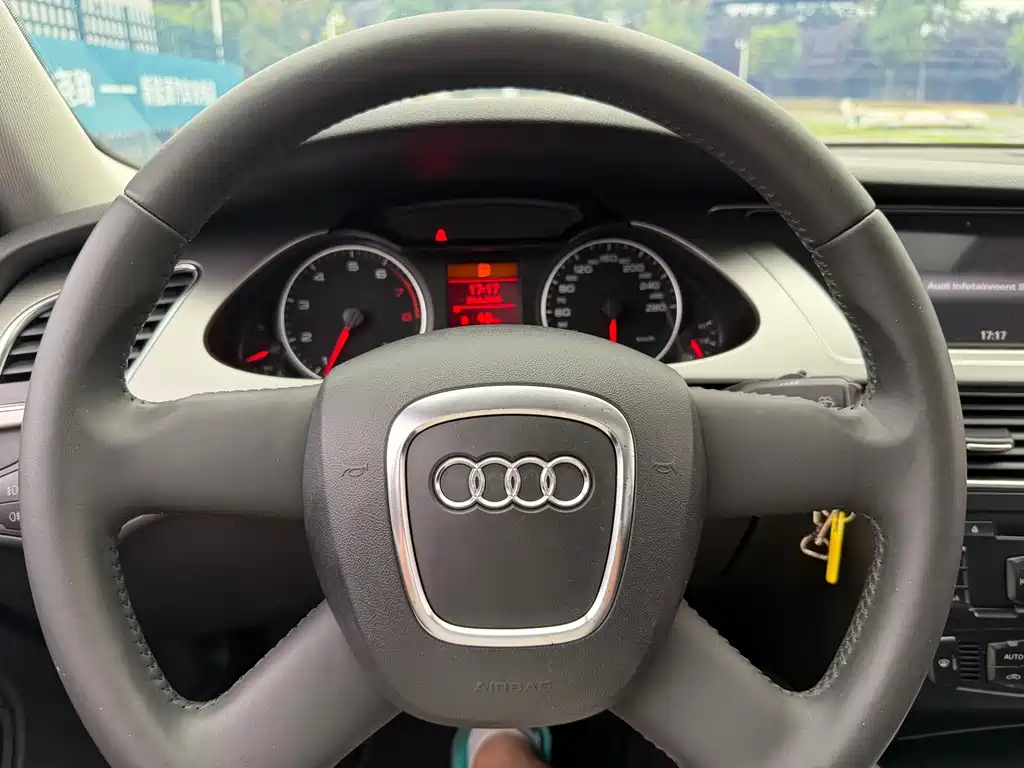Audi A4L — миниатюра 9