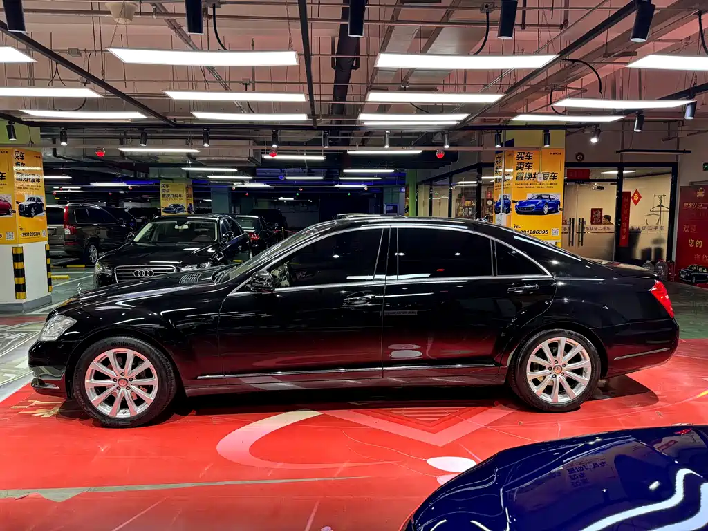 Mercedes-Benz S-Class S 2010 S 300 L Luxury