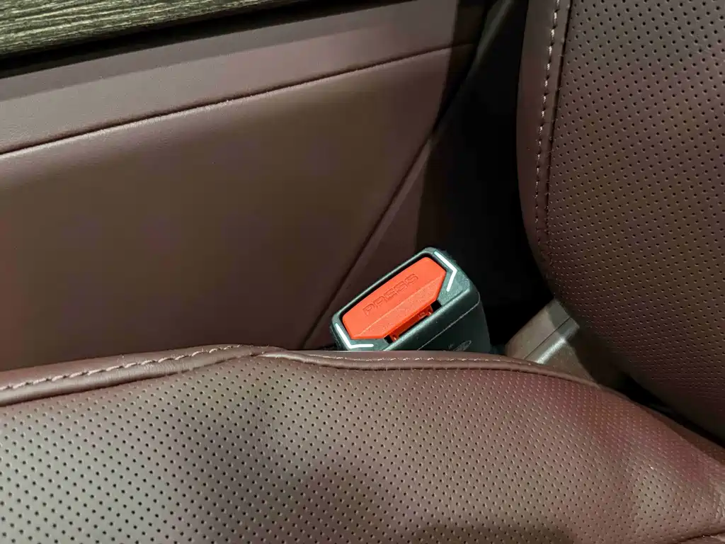 Land Rover Range Rover — миниатюра 20