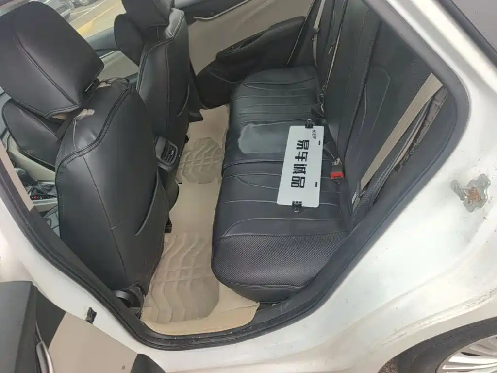 Buick Excelle — миниатюра 17