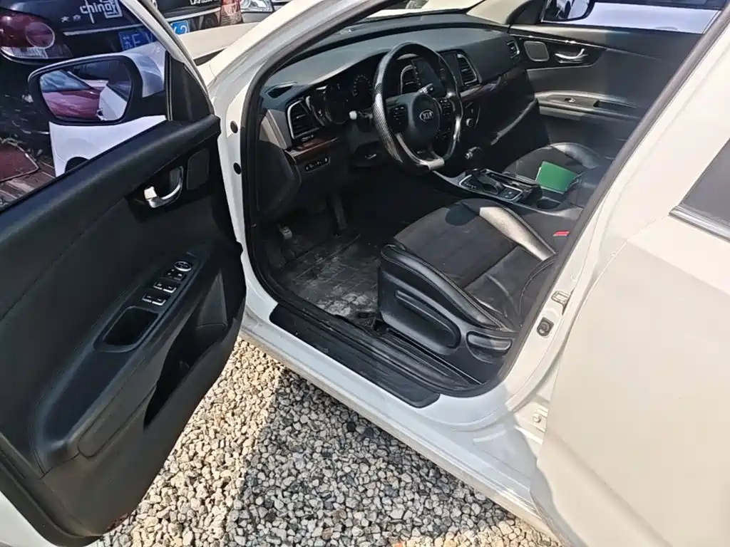 Kia K4 — миниатюра 16